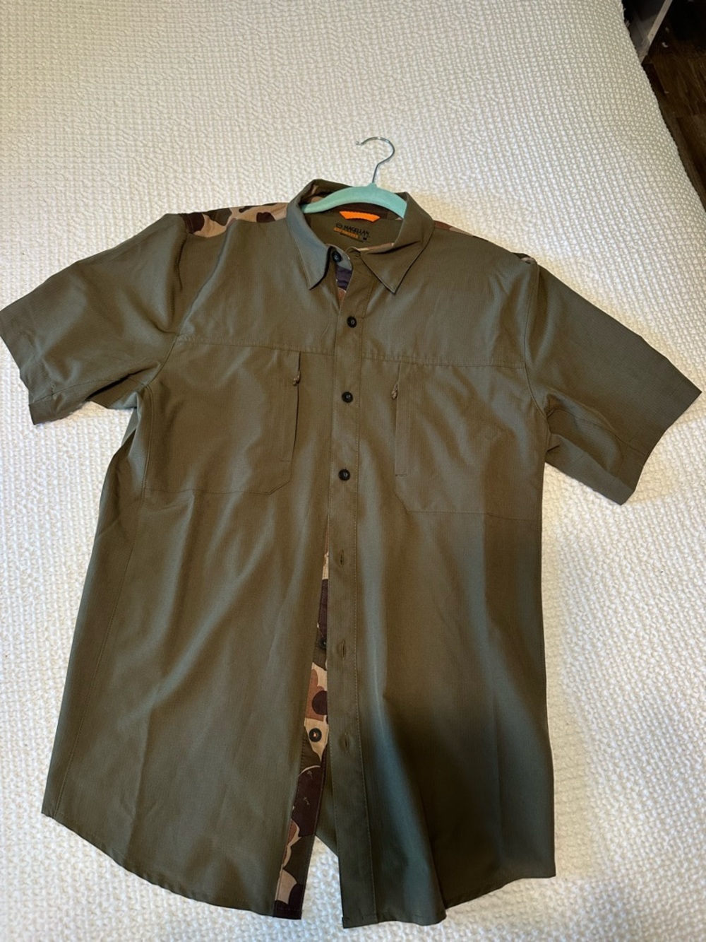 Magellan Mens Olive/Camo Short-Sleeve Button-Up Shirt NWOT